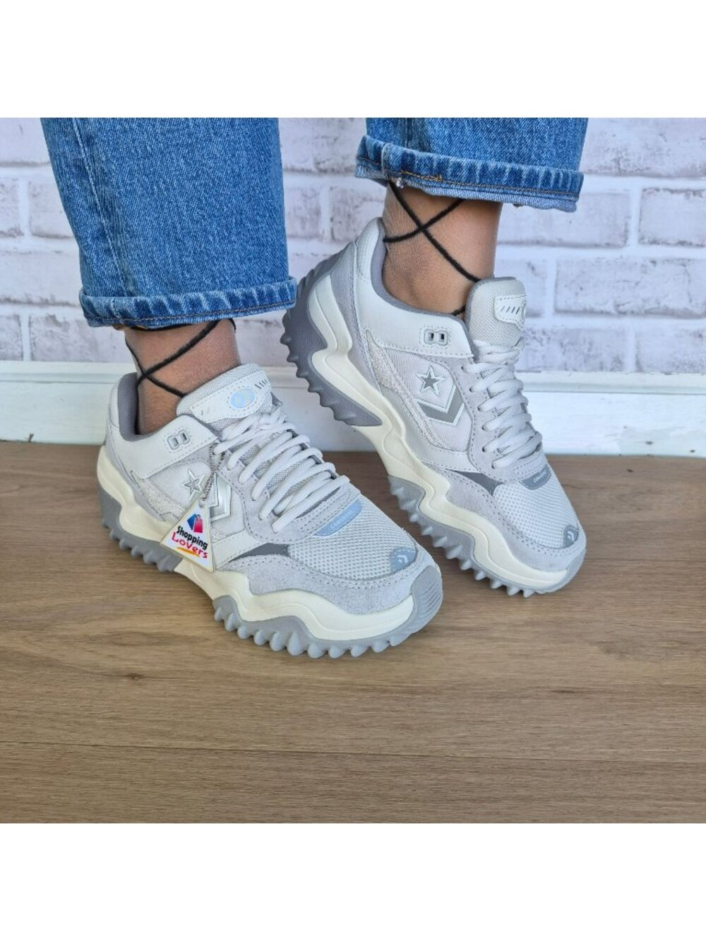 ⭐Converse Wave Motion Trainer Sz 8.5 Women's shoes Sneakers White Grey A19127C⭐